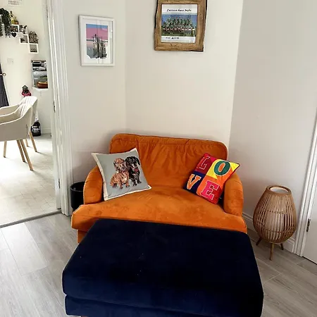 Дом отдыха Bright & Cozy In Knocknacarra Голуэй