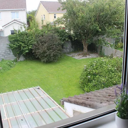 Bright & Cozy In Knocknacarra Vakantiehuis *